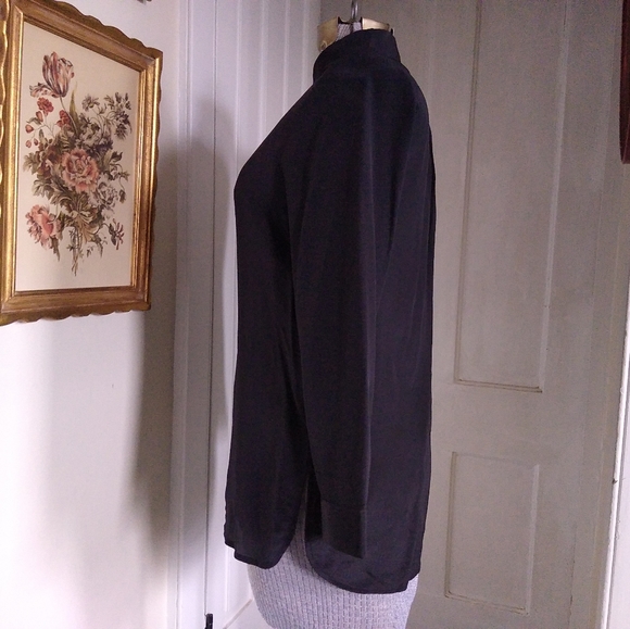 BANANA REPUBLIC Solid Black Long Sleeve Blouse - Picture 4 of 7